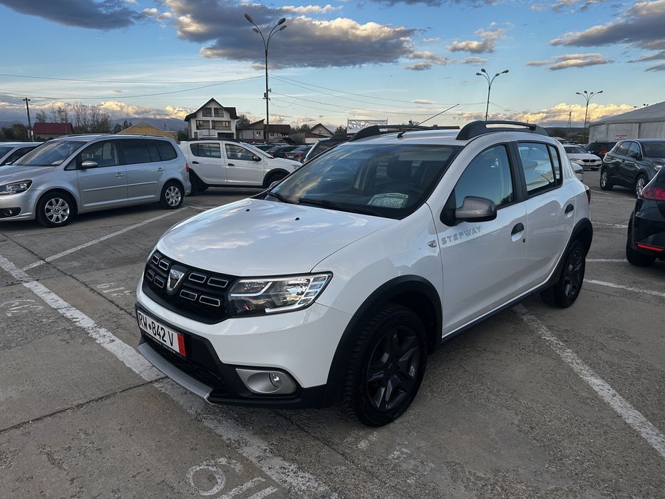 Dacia Sandero Stepway 0.9 TCE , 90 CP , Navigatie mare , Cameră spate ,      An 2018 ,    Euro 6