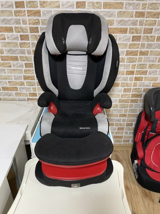 Автокресло фирма Recaro