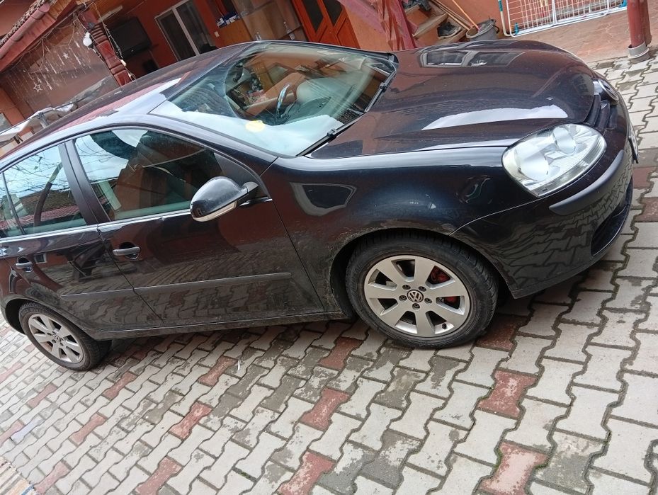 Vând golf 5  din 2005