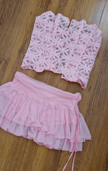 shein нов дамски комплект корсет и пола