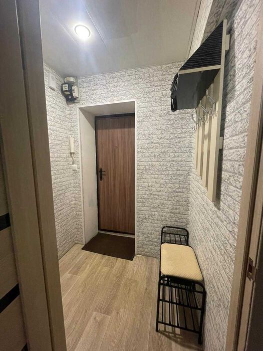 продам  2 комнатную квартиру