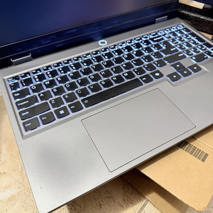 Lenovo LOQ 15 Gen 9/144Hz/Ryzen 7 7435HS/RTX 4050 6GB/16GB DDR5/512TB NVMe