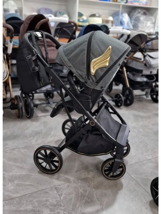 Продам новую коляску