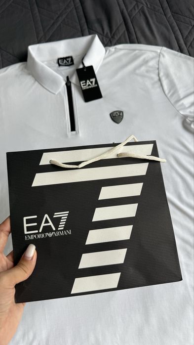 Футболка emporio armani