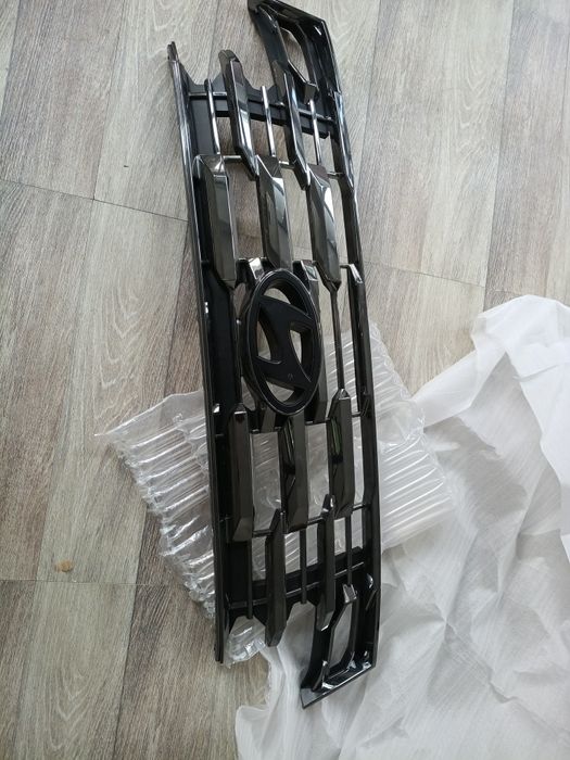 Решетка от Хундай Туксон,б/у