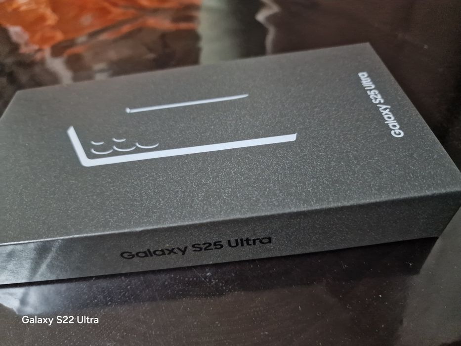 Samsung s25 ultra  256 GB 12 GB ram