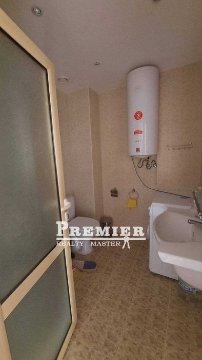 Продава се Двустаен апартамент в к.к. Слънчев бряг - 65 кв.м за 831 €/кв.м - Снимка #6