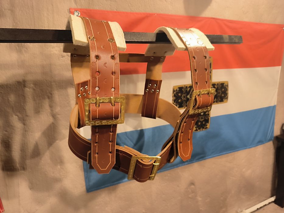 Колани за чанове и сурва