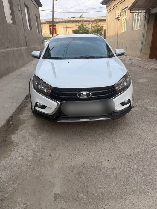 Lada vesta croser