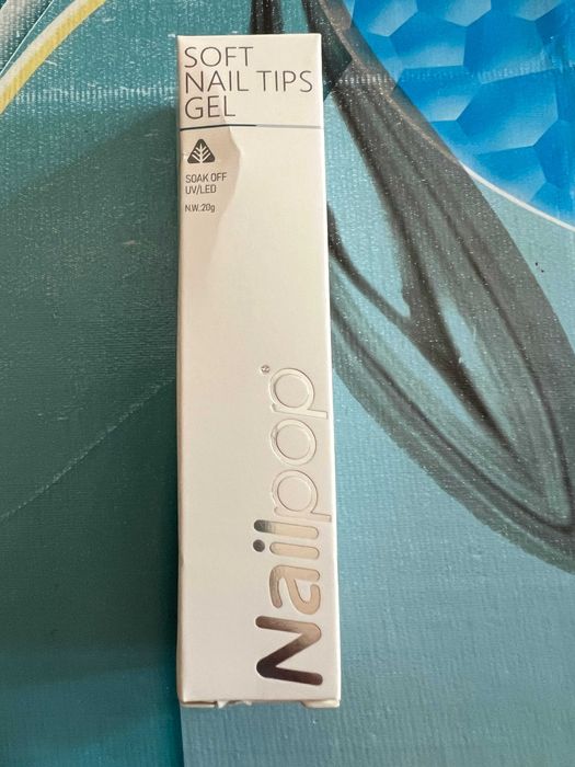 Комплект за изкуствени  нокти с Nailpop.