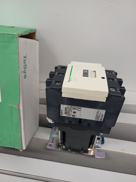 Электромагнитный  Контактор