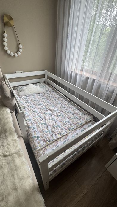 Продам кровать 180*90