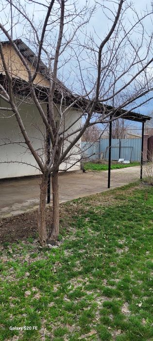 Продам дом в посёлке Сарыбастау.