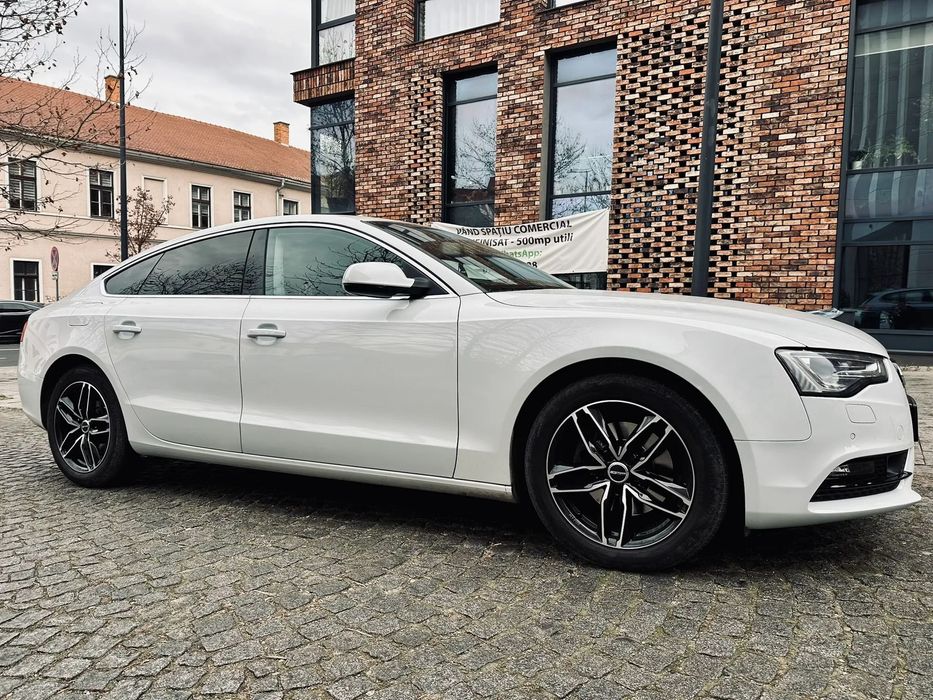 Audi A5 Coupé stare impecabila atat estetic cat si mecanic, al doilea proprietar