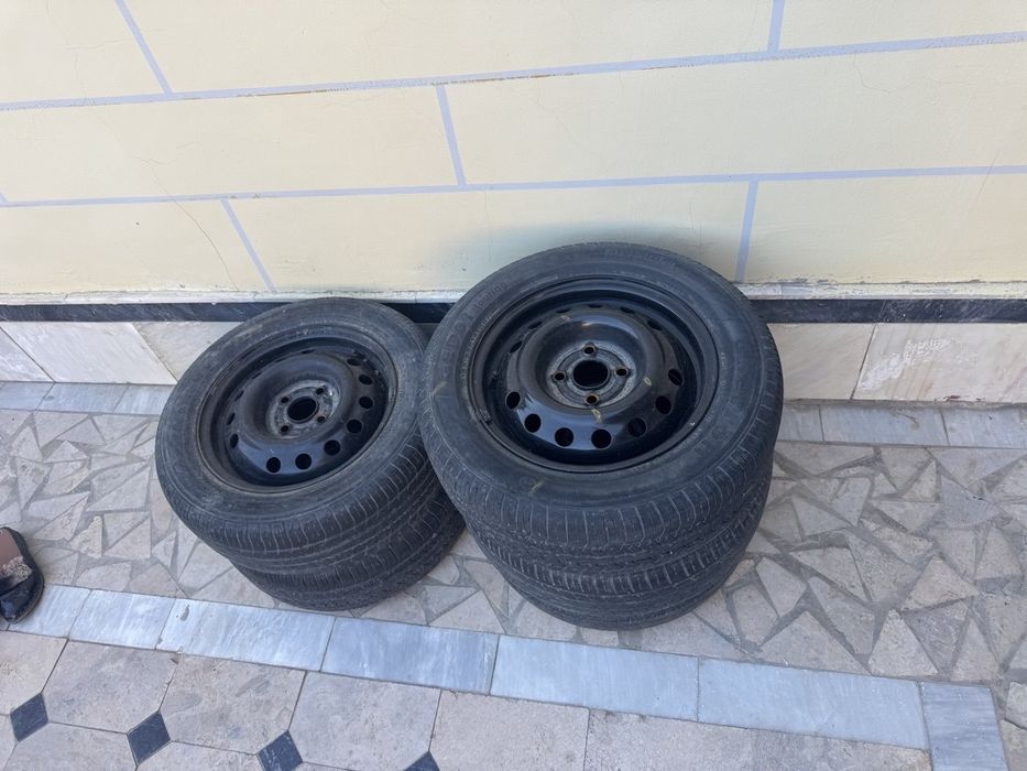 Диска балон яхши холатда дискаси зур холатда 5та сакадиска балон бор