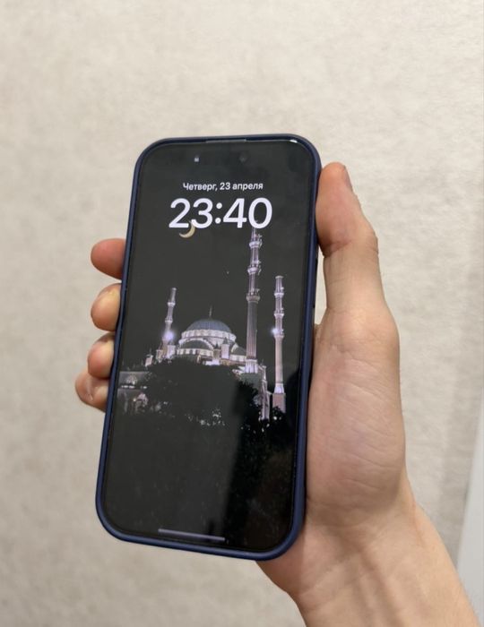 Продам  16 про титан 128
