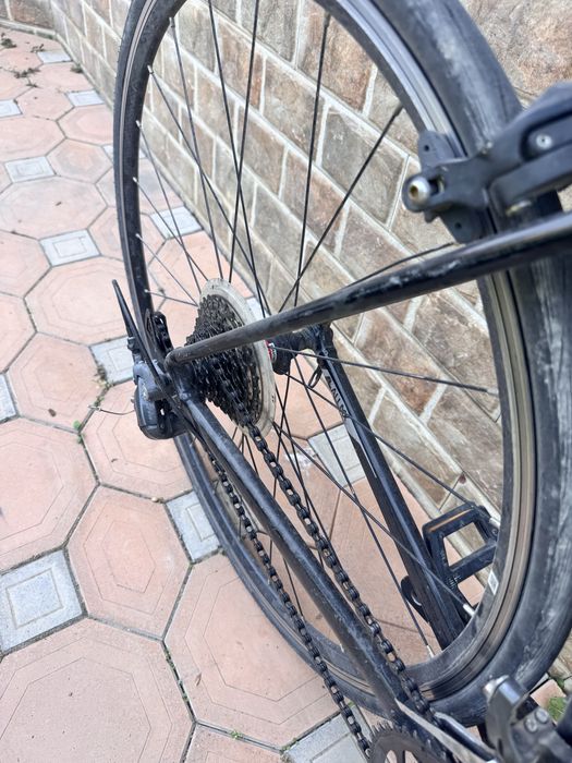 Шоссейный велосипед Giant Contend 3