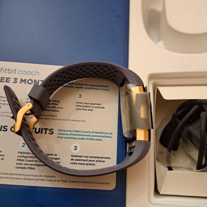 Фитнес гривни Fitbit Charge 2