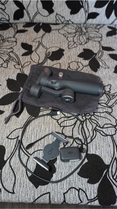 DJI Osmo Mobile 7P –DJI Mic Mini предавател