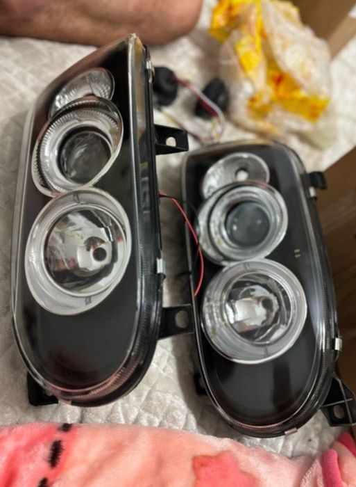 Продам фары голф 3