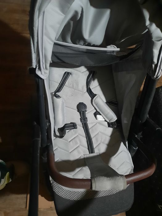 Коляски срочно продам