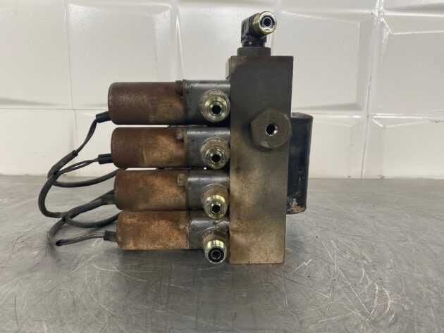 Bloc electrovalve KOMATSU WA380-5H -Piese de schimb KOMATSU