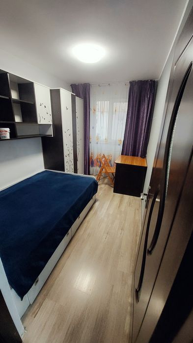 Proprietar închiriez apartament 3 camere ,zona Mausoleu Sud