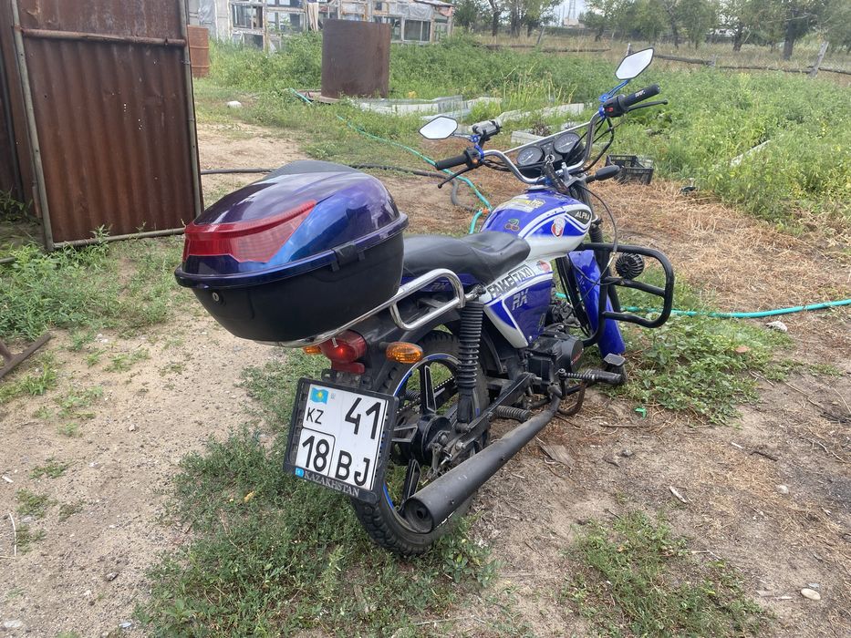 250000 Продам мопед стоит на учете