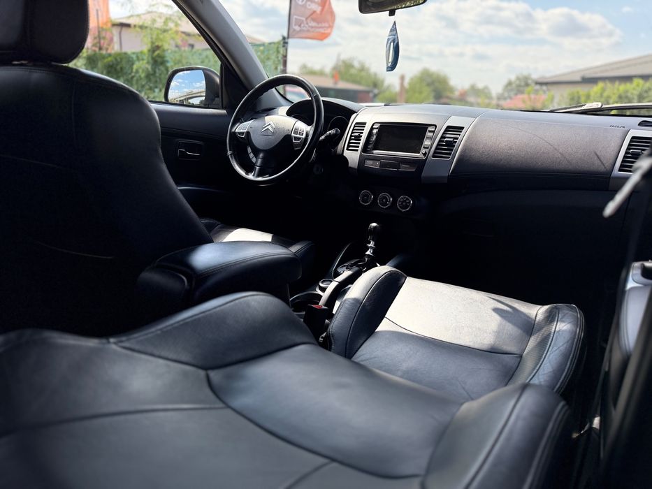 Citroen C-Crosser (Mitsubishi Outlander)7 locuri,diesel ,Automat,posibilitate finantare