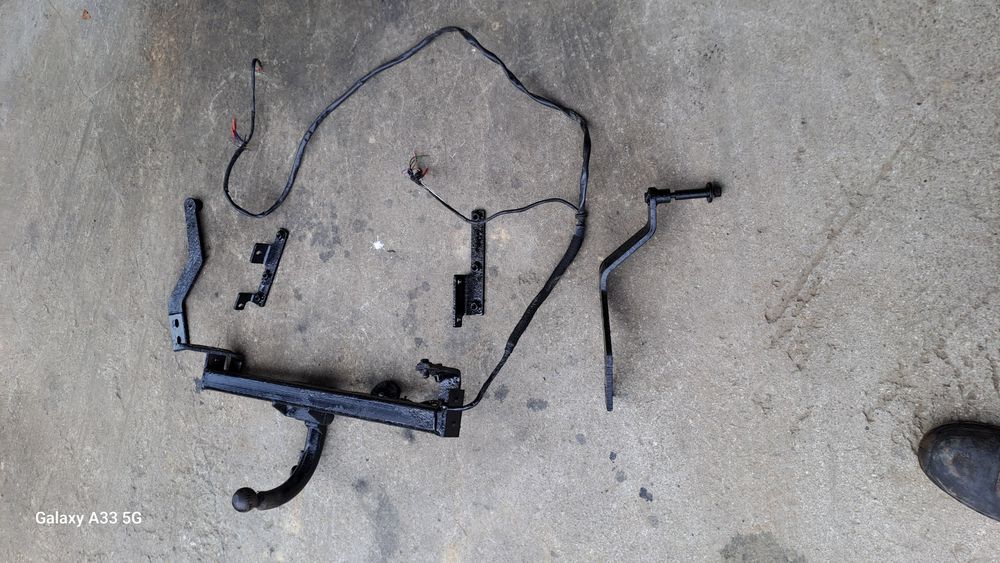 Oригинален теглич за Рено меган 1/ Renault Megane 1