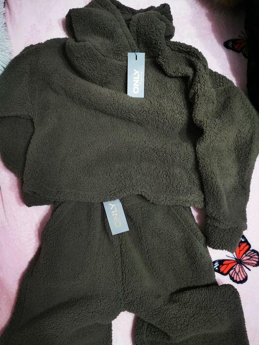 Trening/compleu gros/pufos Only dama