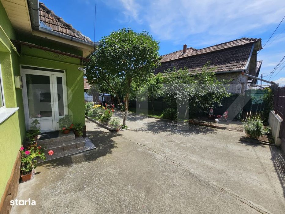Casa renovata, 4.237mp teren intravilan, Dublu front stradal, Razboien