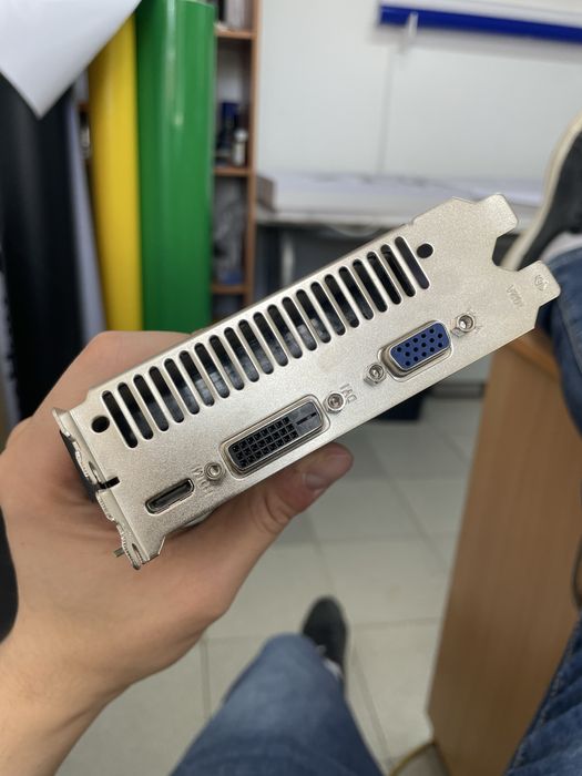 Видеокарта GTX 750Ti 2 gb