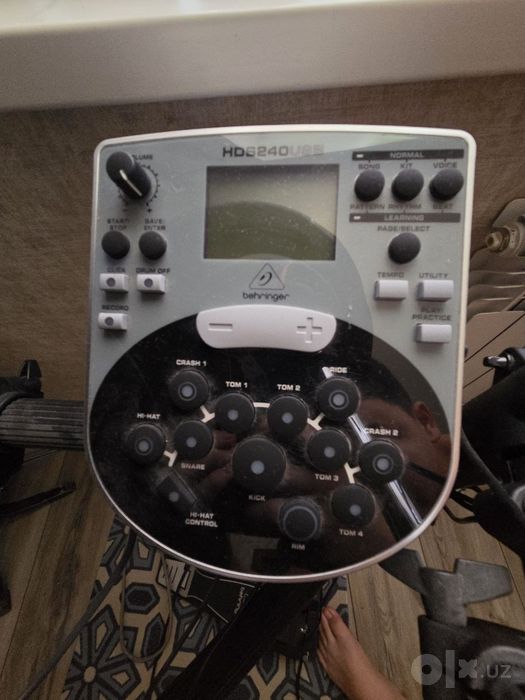 Продается ударная установка. Электронные  барабаны  behringer  XD80USB