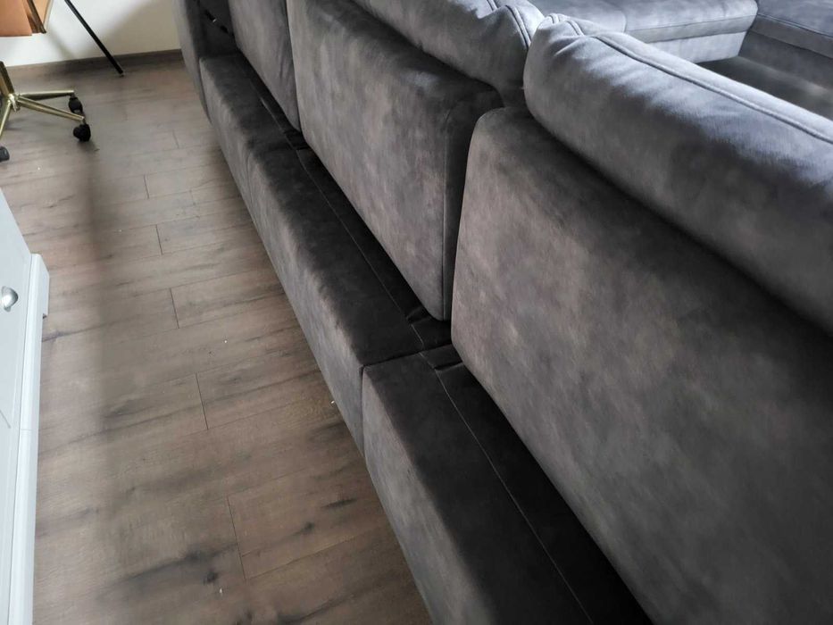 Голям сив П образен ъглов диван от плат с ел. лежанка "LS701521"