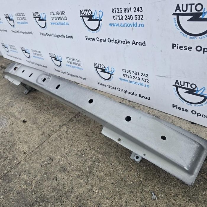 Armatura bara fata Renault Trafic 2