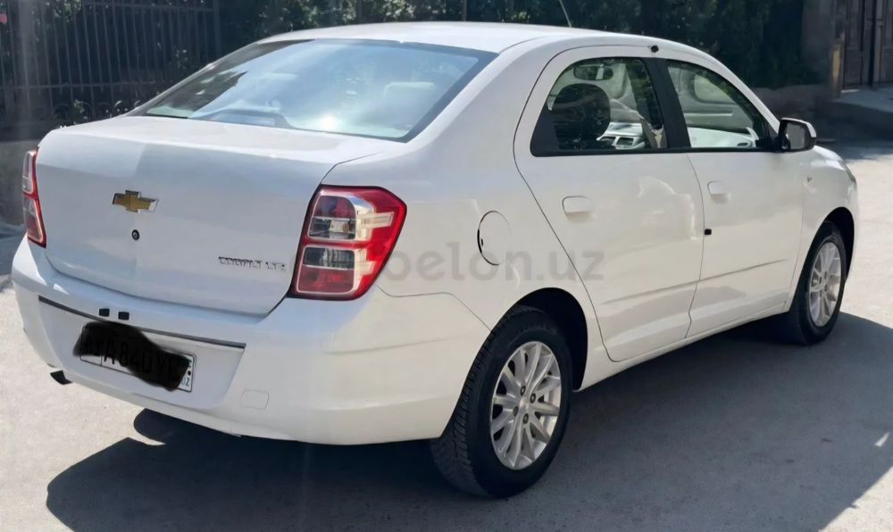 Автомобиль  Cobalt