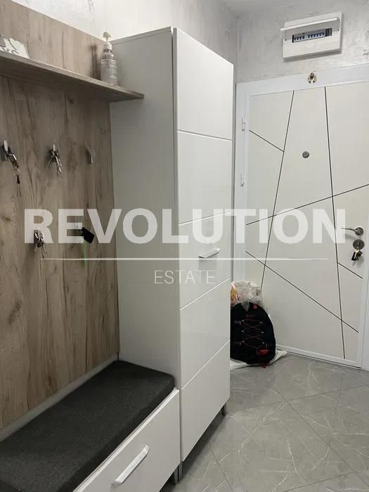 Дава се под наем Двустаен апартамент в Варна, Кайсиева градина - 70 кв.м за 690 € - Снимка #6