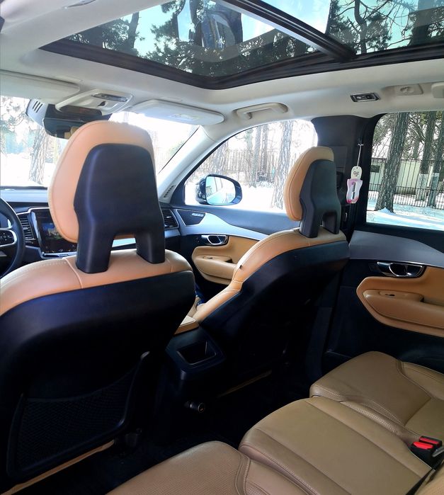 Volvo XC90 D5 Inscription | 7 locuri | AWD 4x4 |Service la zi |