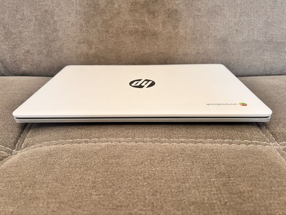 HP White Laptop Chromebook 14””