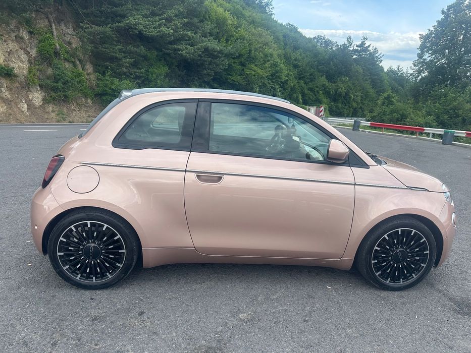 Fiat 500E Fiat 500e Cabrio La Prima by Bocelli 42kWh