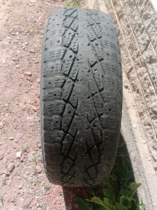 Продам шины размер 265,-70 r17 17