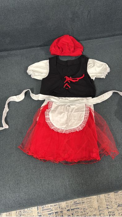 Продам костюмы для девочки