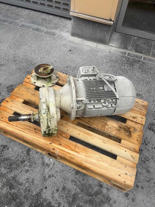 Motor electric