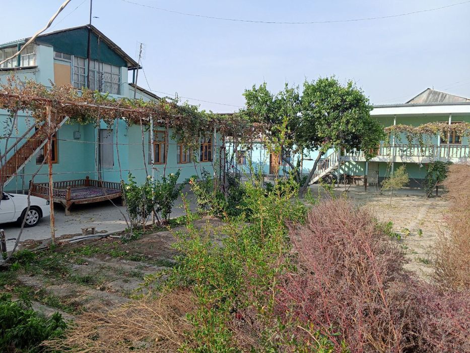 7 сотихли ҳовлили уй сотилади иккиламчи кредит хам бўлади