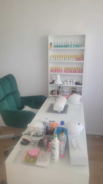 Vand echipamente manichiura si pedichiura