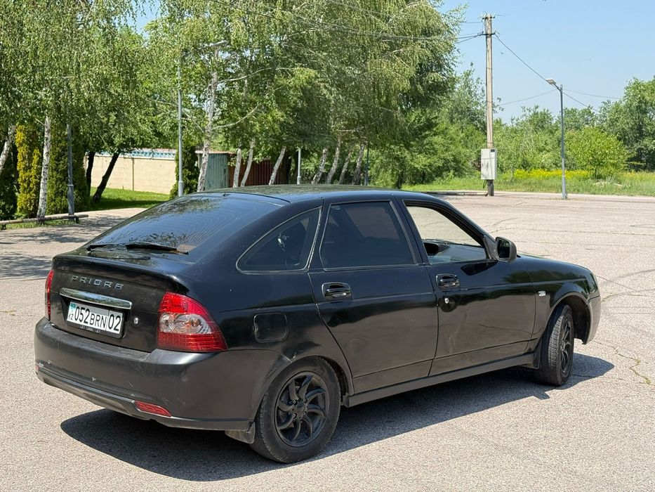 Авто  Лада Приора