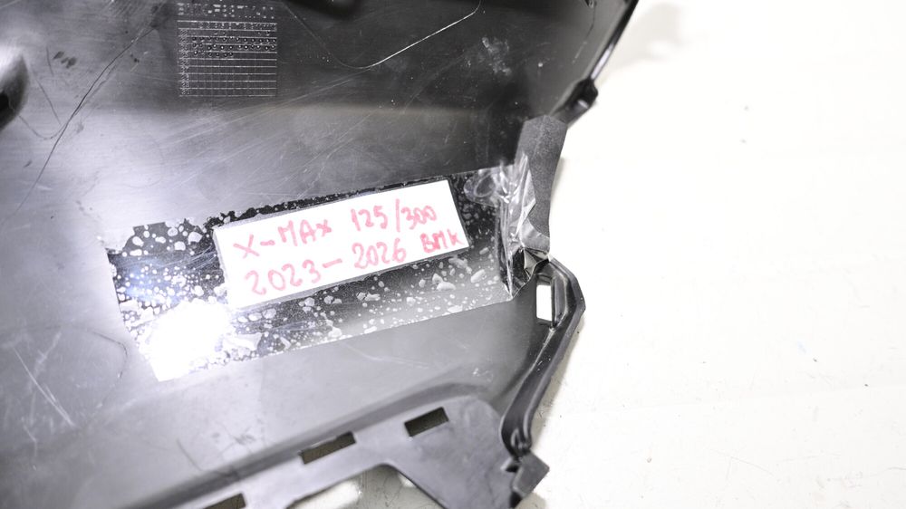 Plastic Carena Consola Yamaha X-MAX 125 / 300 2023 - 2026