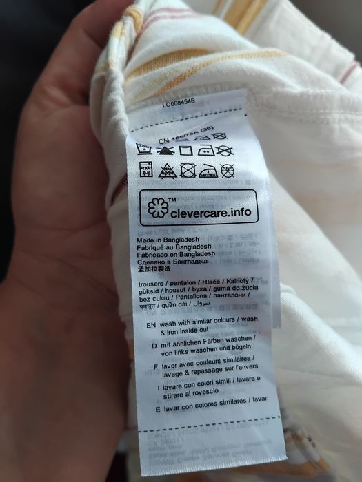 Pantaloni din in