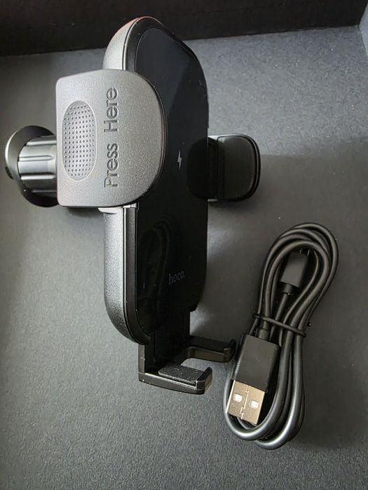 Стойка за телефон за кола Hoco,монтаж на вентилацията